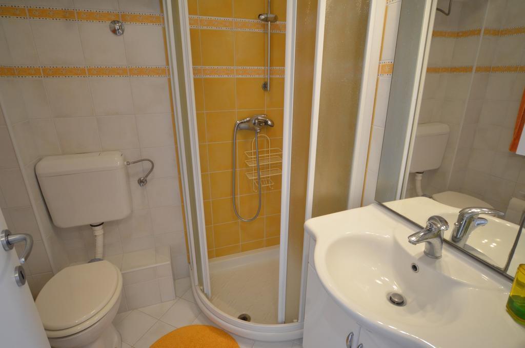 Apartment Anna Borik Ровинь Экстерьер фото